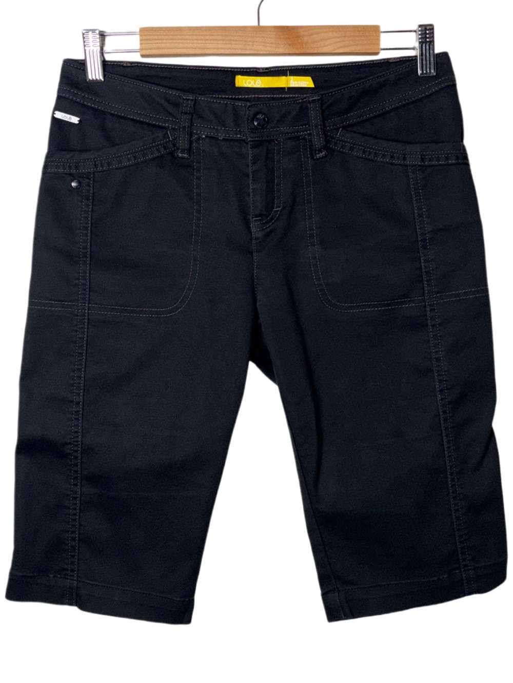 Lolë women's Bermuda shorts black, size 2 stretch cotton (Mid-Length Shorts)